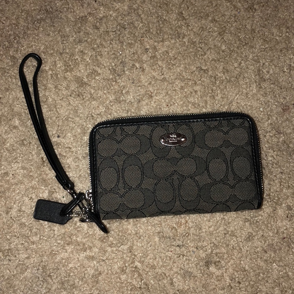 Coach wallet